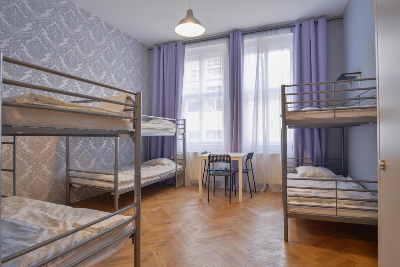 Globe Hostel Prague Adults Only Exterior photo