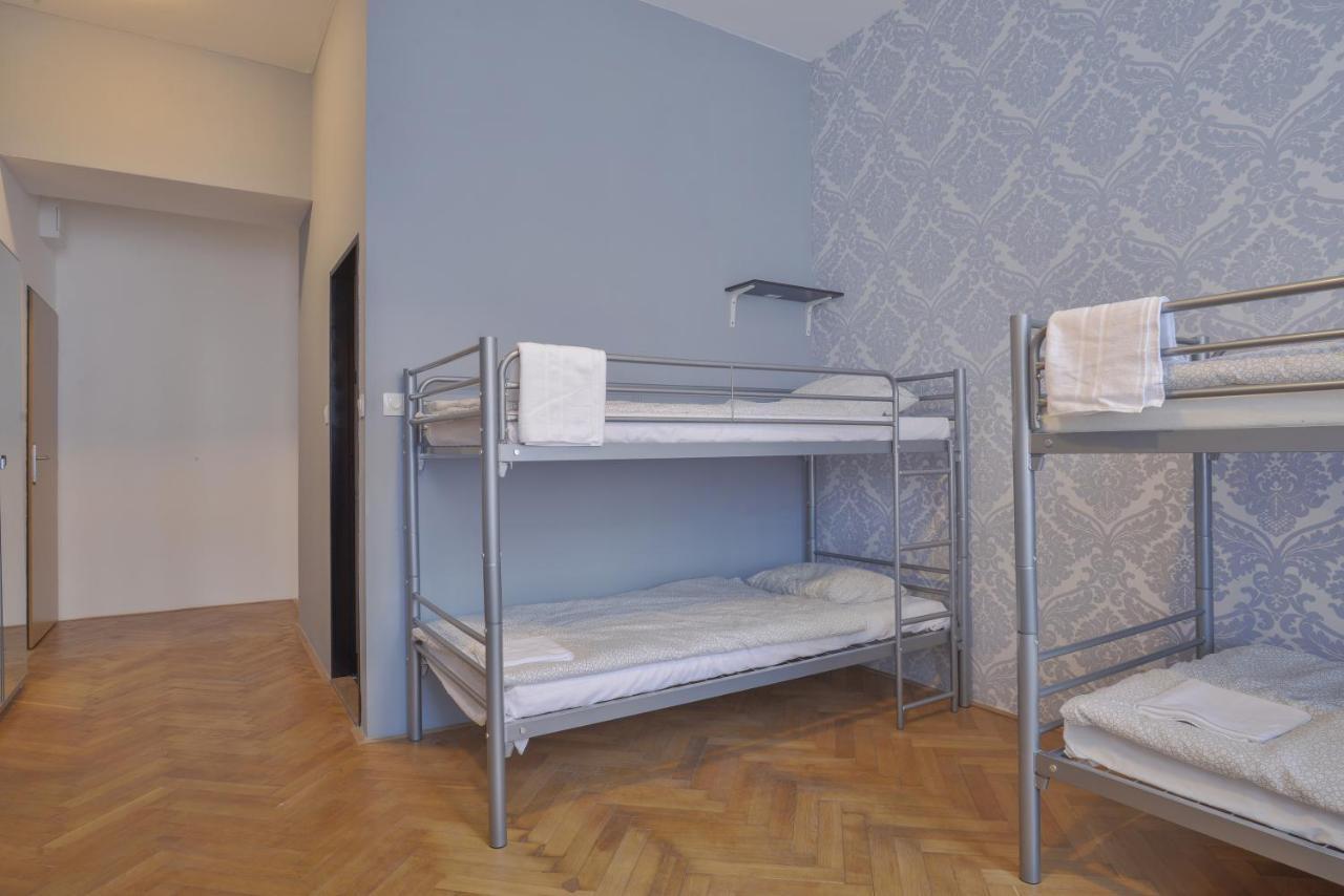 Globe Hostel Prague Adults Only Exterior photo